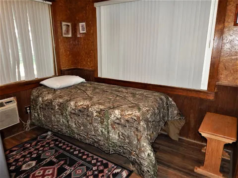 Cabin #3 at Pyramid Lake Lodge — photo 3